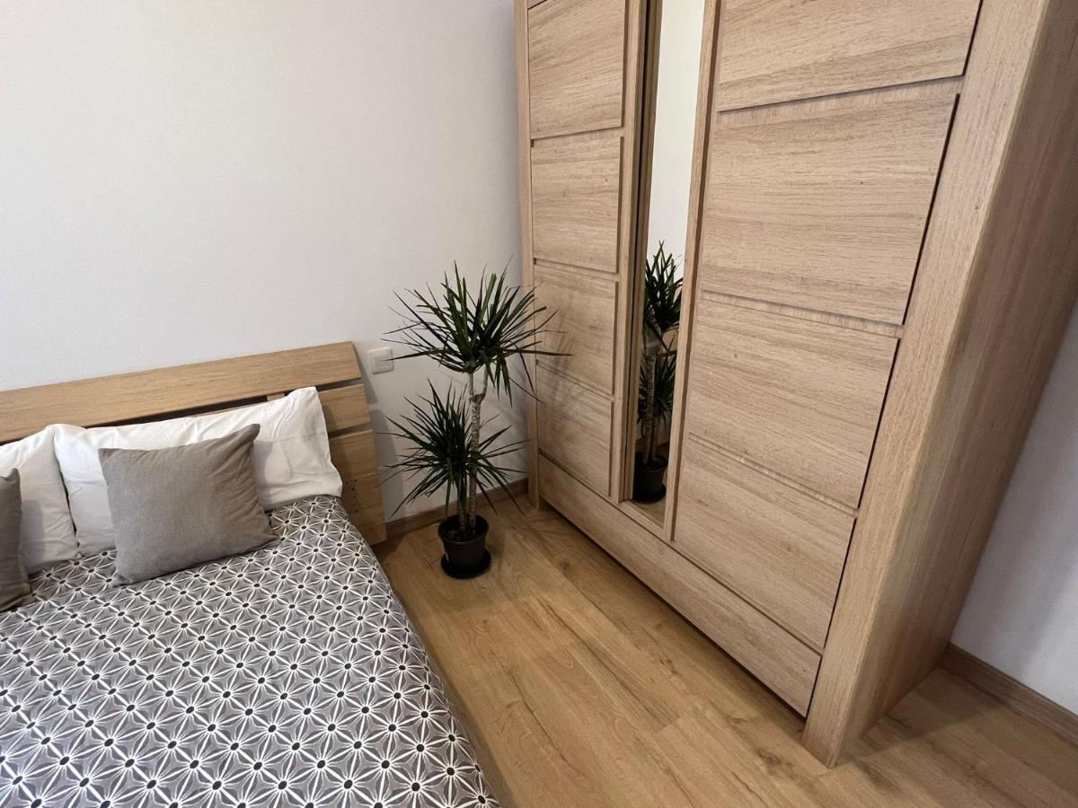 Close To Gran Via Centro Familiar Con Wifi By Apartamentos Logrono Exterior photo